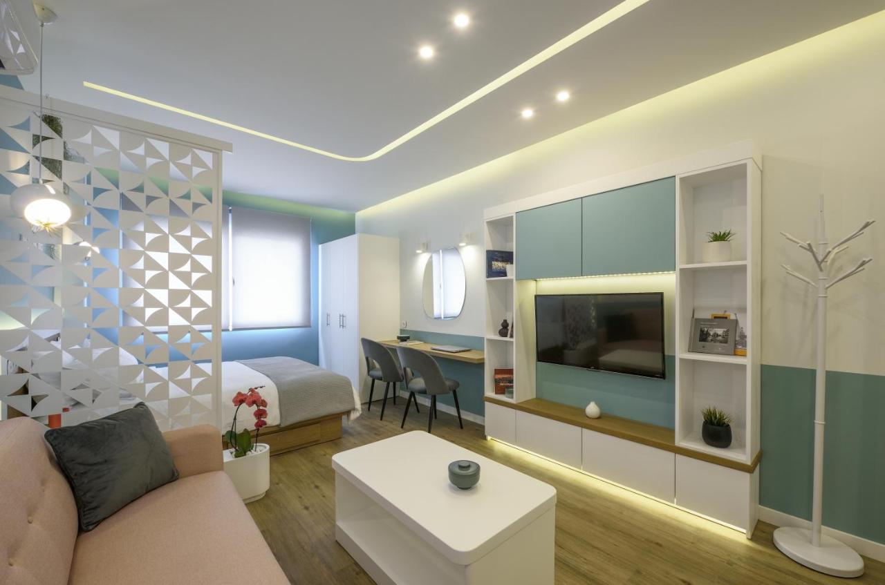 Τhe Half Root Suite In The Heart Of City Center Selanik Dış mekan fotoğraf