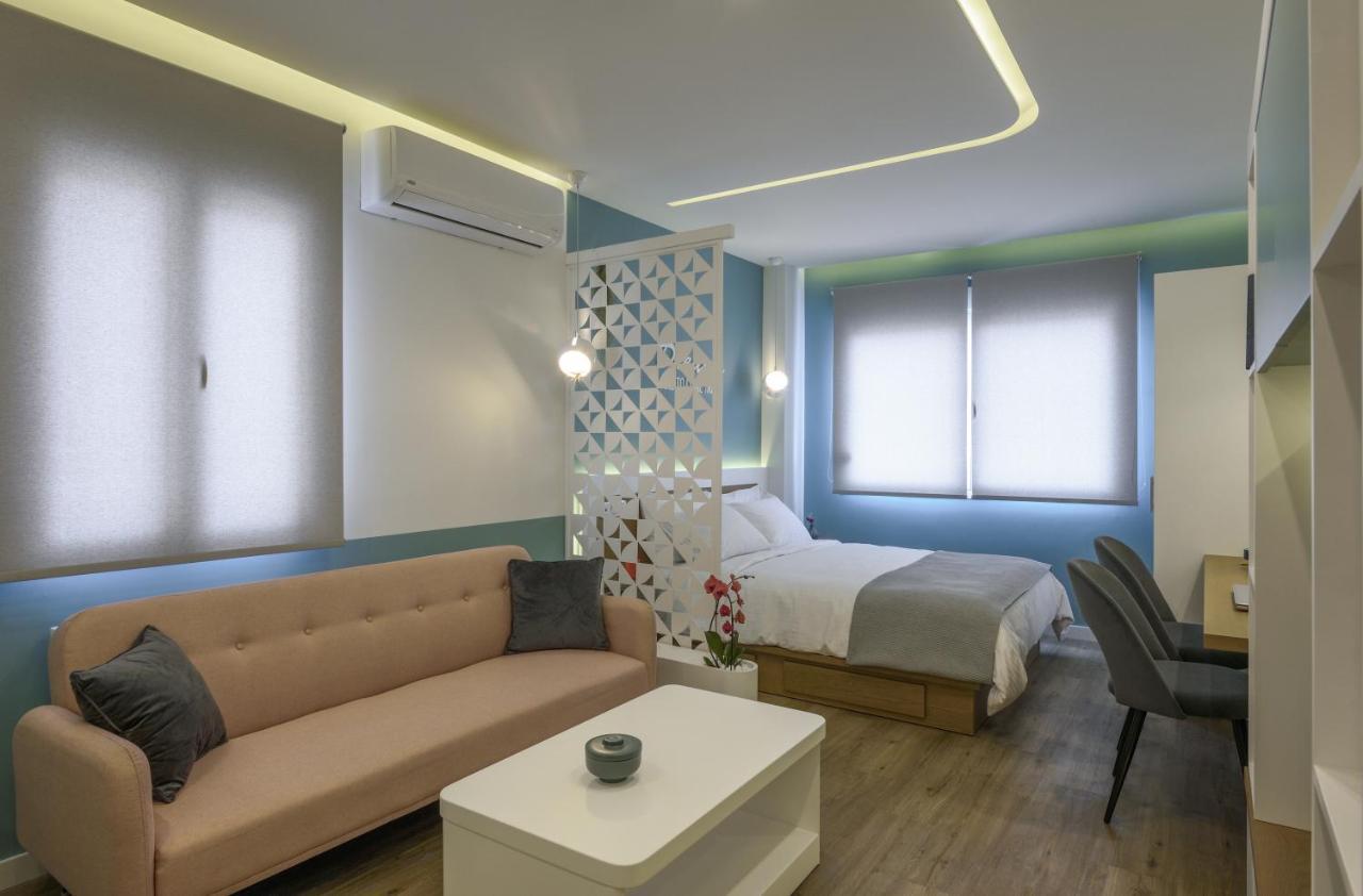 Τhe Half Root Suite In The Heart Of City Center Selanik Dış mekan fotoğraf