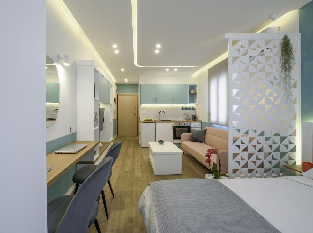 Τhe Half Root Suite In The Heart Of City Center Selanik Dış mekan fotoğraf